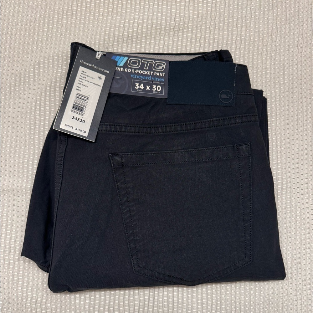 vineyard vines Men's On-The-go Canvas 5-Pocket Pants
Jet black